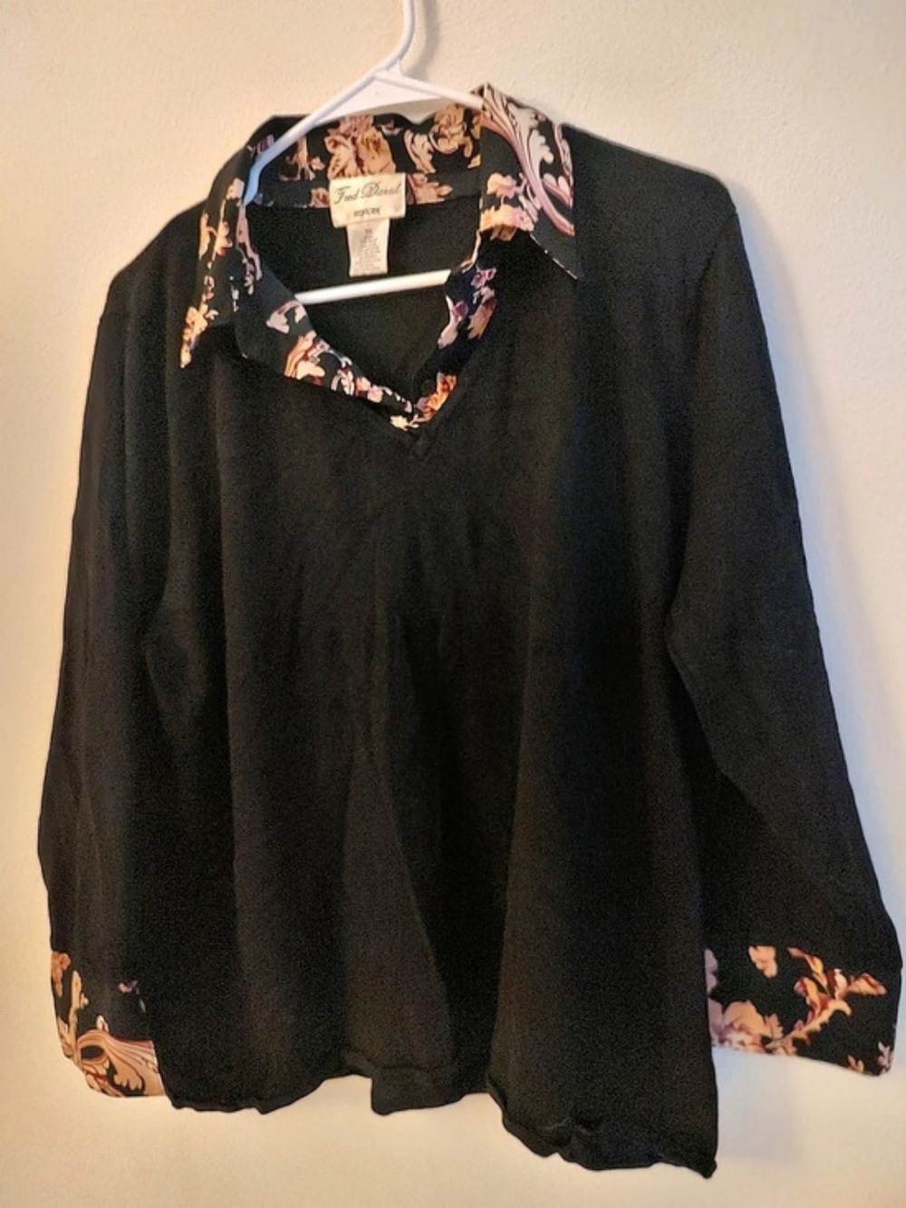 Ted David Floral Cuff Blouse in Black & Pink Size 6X
